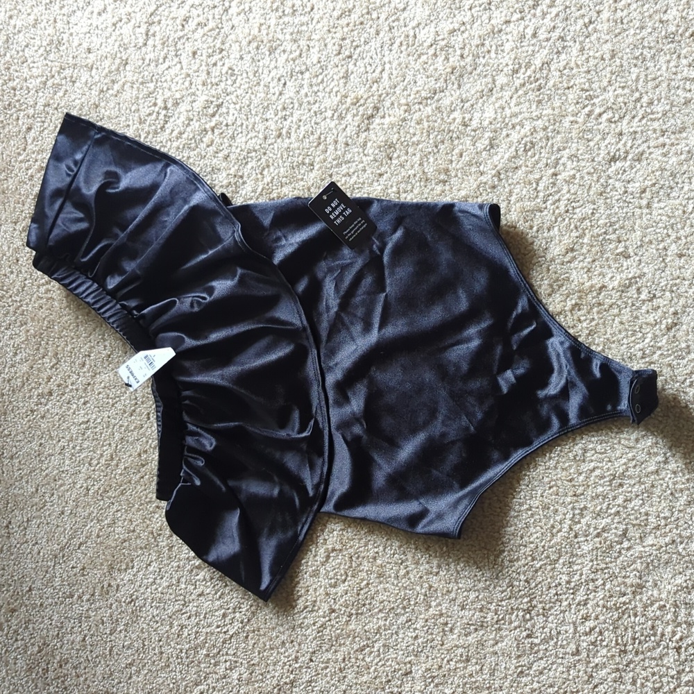NWOT One Shoulder Bodysuit